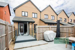 Photo 19- click for photo gallery